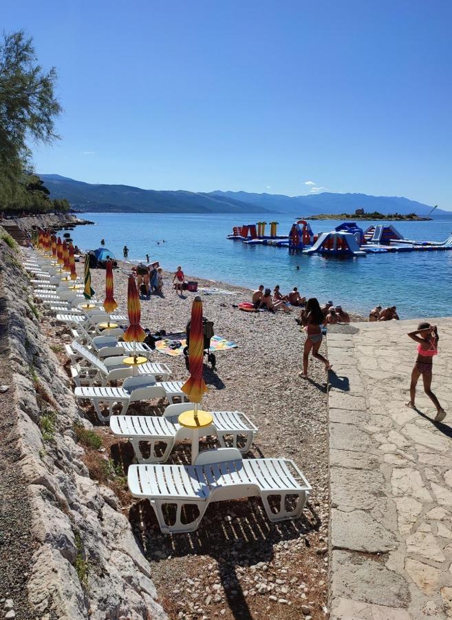 Apartments With A Parking Space Novi Vinodolski - 5593 Εξωτερικό φωτογραφία